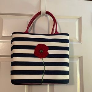 Bath & body tote